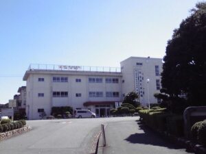 宇治山田商業高校の校舎です